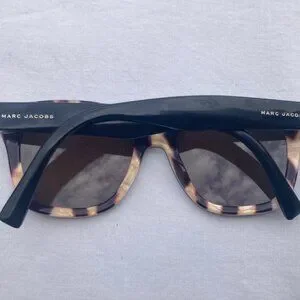 Marc Jacobs Sunglasses 229/S 2PO3J/SP Black Green Glitter Square Black Lenses Marc Jacobs Sunglasses 229/S 2PO3J/SP Black Green Glitter  main image 3